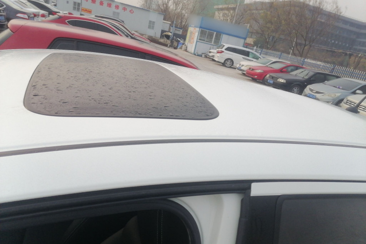 本田 飞度 2018款 1.5L CVT舒适天窗版局部细节57