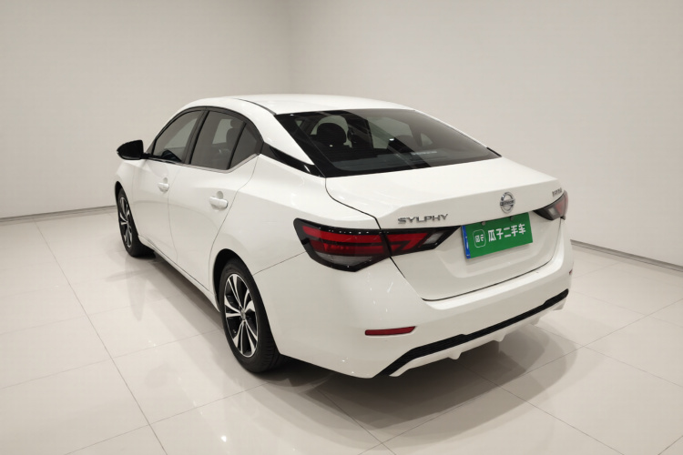 日产 轩逸 2021款 1.6L XL CVT悦享版车身外观5