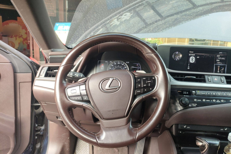 雷克萨斯ES 2018款 200 卓越版 国VI局部细节13