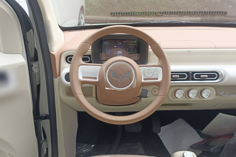 五菱汽车 宏光MINIEV 2024款 第三代 215km 青春版局部细节13