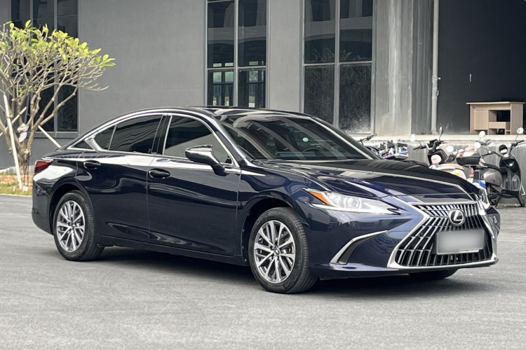 雷克萨斯ES 2023款 260 卓越版车身外观6005