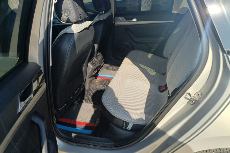 大众 朗逸 2022款 280TSI DSG舒适版中控内饰7004