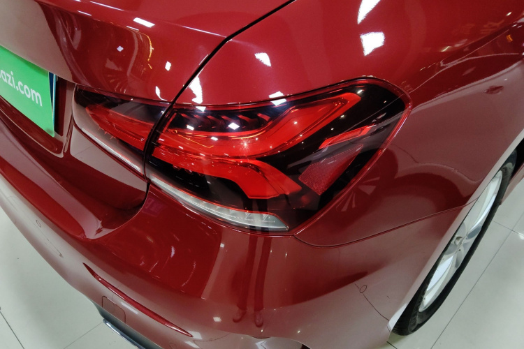 奔驰A级 2020款 改款 A 200 L 运动轿车时尚型车身外观6001