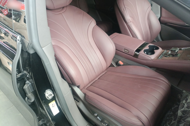 腾势Z9GT 2024款 630四驱Max版局部细节41