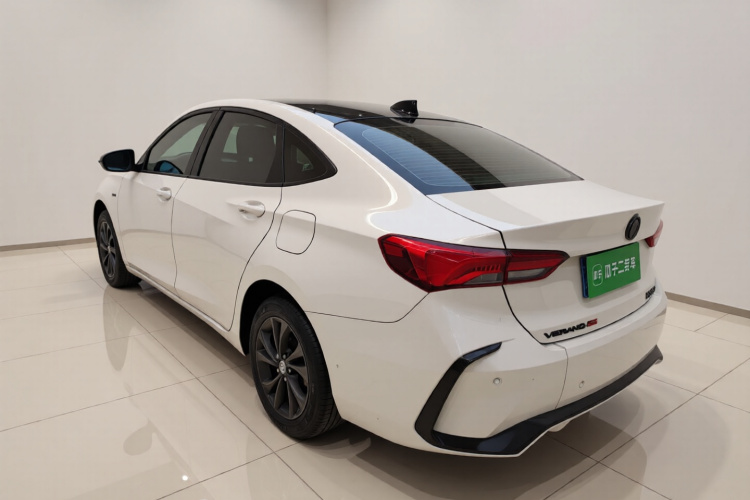 别克 威朗 2023款 Pro GS 猎风版车身外观5