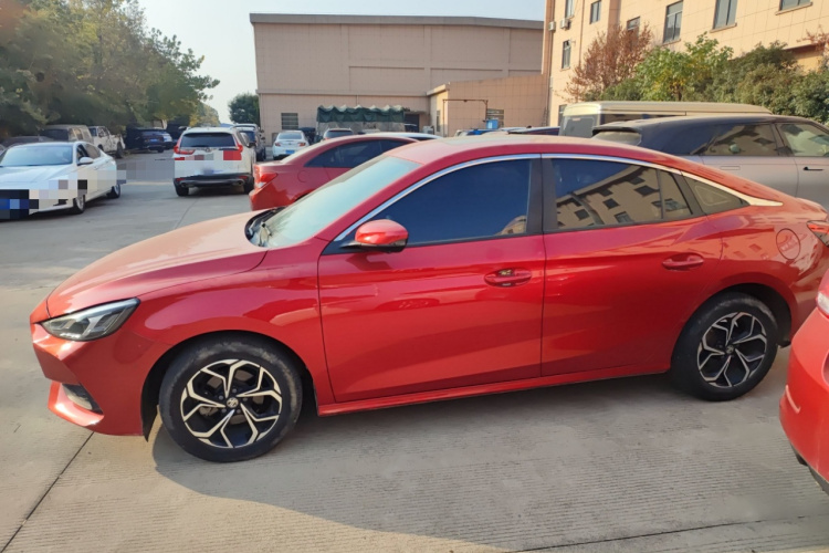 名爵 MG5 2021款 180DVVT CVT青春豪华版车身外观6003