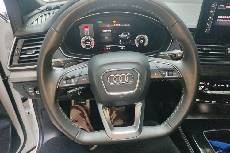 奥迪Q5L 2024款 40 TFSI 豪华动感型中控内饰13
