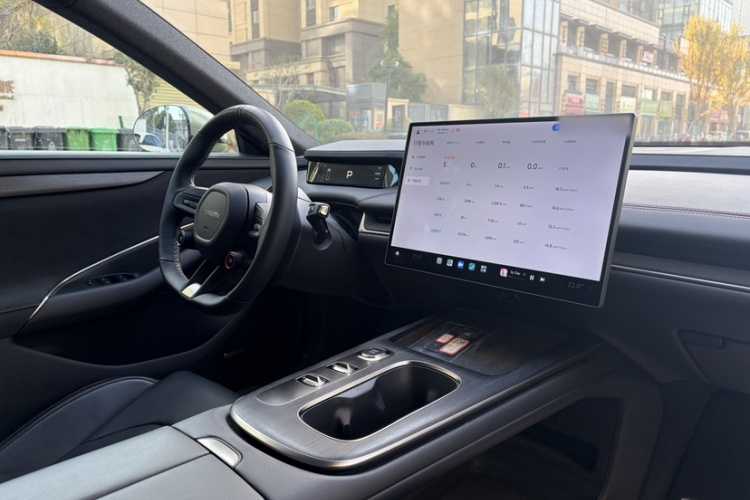 小米汽车 小米SU7 2024款 后驱长续航智驾版中控内饰7003