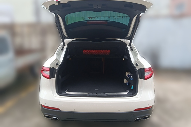 玛莎拉蒂 Levante 2018款 3.0T 经典版局部细节23