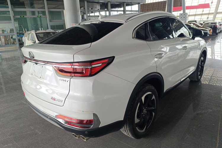 长安CS85 COUPE 2019款 2.0T 自动动版 国VI车身外观6003