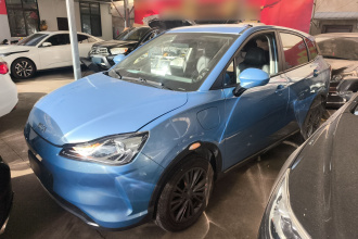 哪吒汽车 哪吒V 2022款 潮 400 Lite