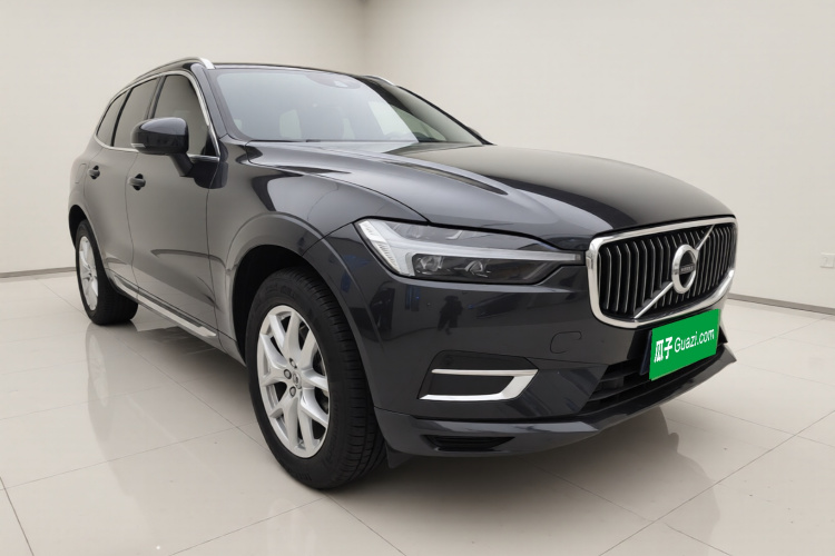 沃尔沃XC60 2021款 T5 四驱智逸豪华版车身外观3