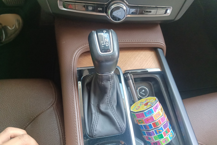 沃尔沃S90 2020款 T5 智逸豪华版局部细节18