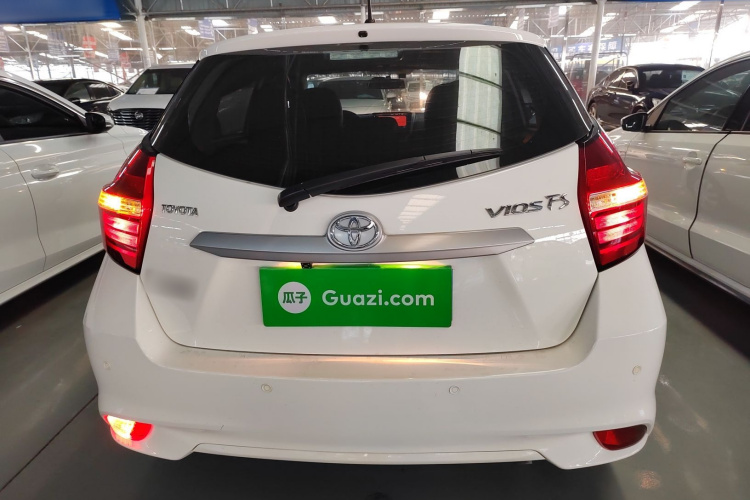 丰田 威驰FS 2019款 1.5L CVT锋驰版车身外观6