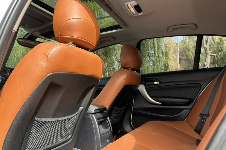 宝马1系(进口) 2016款 118i 领先型中控内饰7005