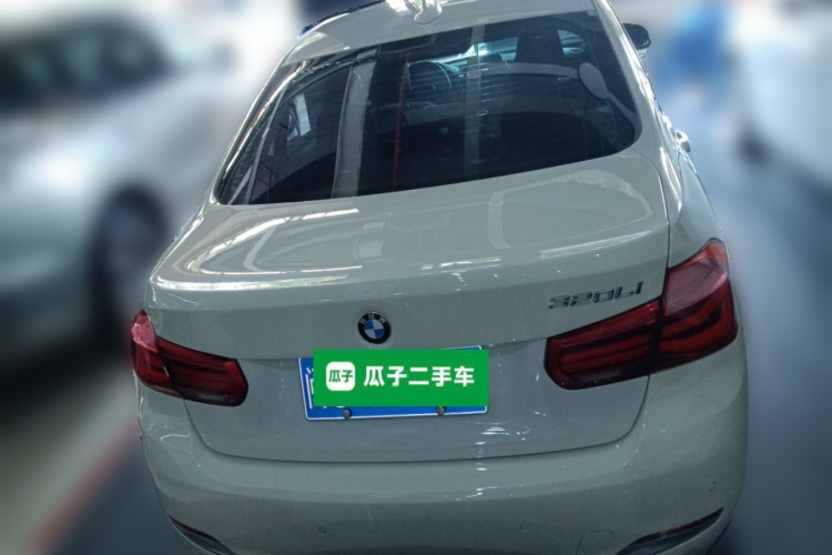 宝马3系 2016款 320Li 时尚型车身外观6