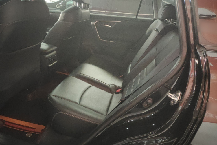 丰田 RAV4荣放 2023款 2.0L CVT两驱风尚Plus版中控内饰21