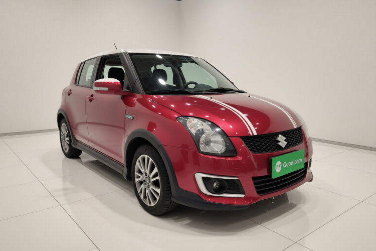 铃木 雨燕 2013款 1.5L 自动20周年限量版车身外观3