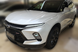 雪佛兰 开拓者 2023款 轻混 650T RS Twin-Clutch四驱 白夜版