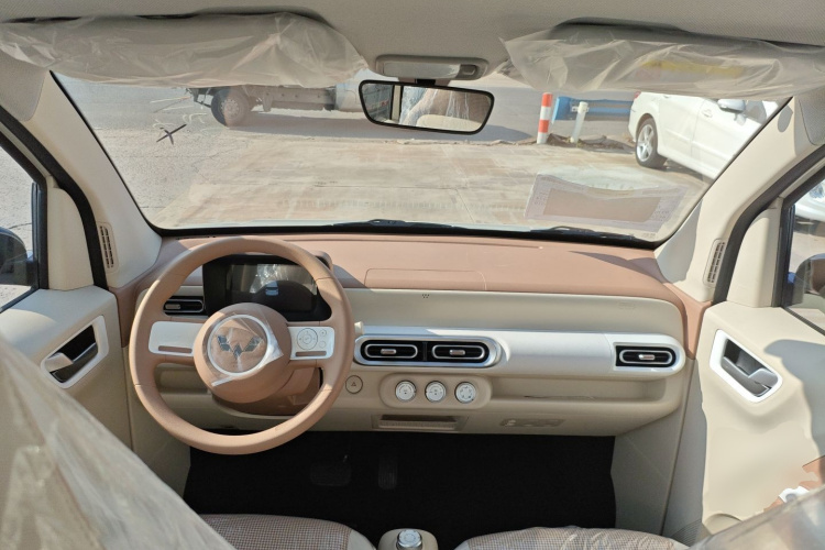 五菱汽车 宏光MINIEV 2024款 第三代 215km 青春版中控内饰7002