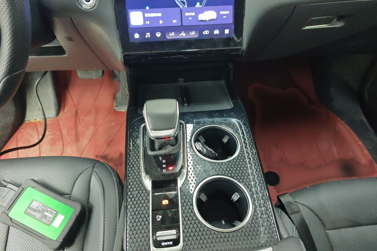 红旗HS3 PHEV 2024款 PHEV 115km 劲为版局部细节18