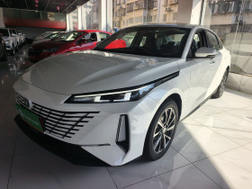 长安 逸动 2025款 蓝鲸 1.5T 500Bar尊贵型