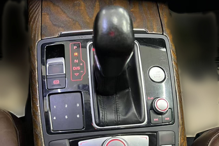 奥迪A6L 2016款 TFSI 运动型中控内饰7004