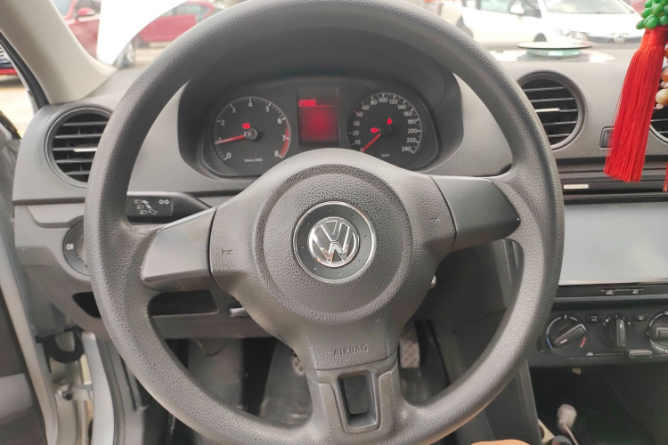 大众 捷达 2013款 1.6L 手动时尚型中控内饰13