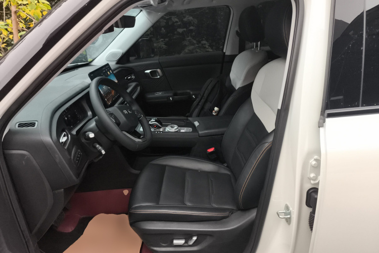 北京越野 北京BJ30 2024款 1.5T 魔核电驱进阶版中控内饰19