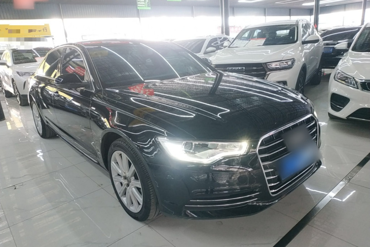 奥迪A6L 2015款 35 FSI quattro 舒适型车身外观3