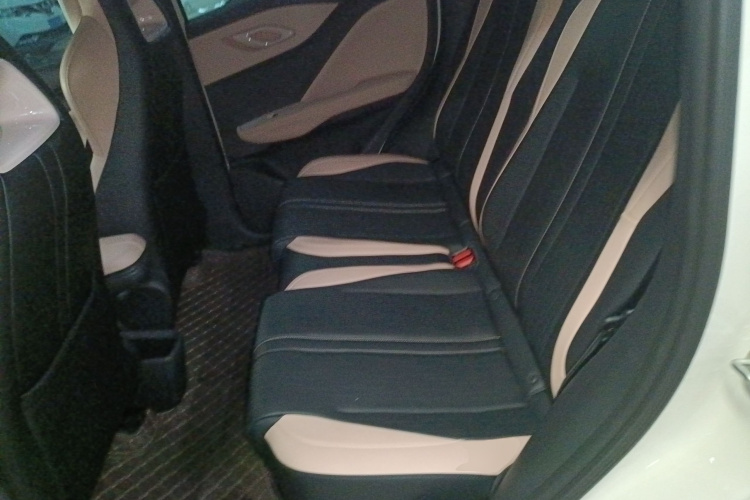 比亚迪 海鸥 2024款 荣耀版 305km 活力版中控内饰21