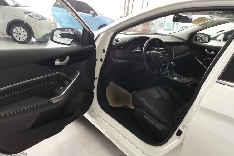 启辰D60 2023款 PLUS 1.6L XE CVT潮领版中控内饰20