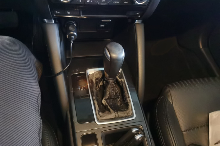 马自达CX-5 2015款 2.5L 自动四驱尊贵型局部细节18