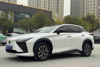 雷克萨斯RZ 2023款 450e 四驱纵享版