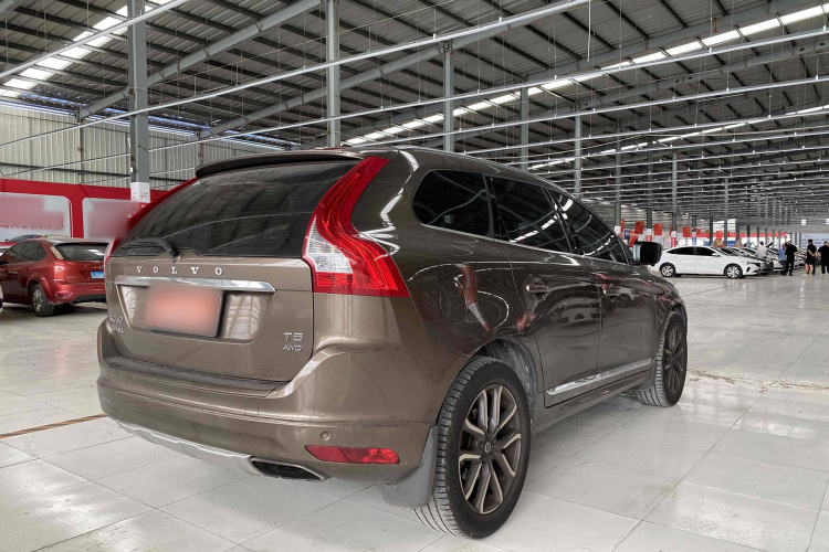 沃尔沃XC60 2015款 T5 AWD 智驭版车身外观6005