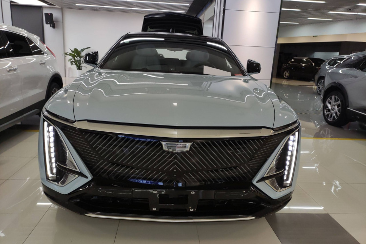 凯迪拉克 IQ锐歌 2022款 后驱长续航豪华版车身外观2