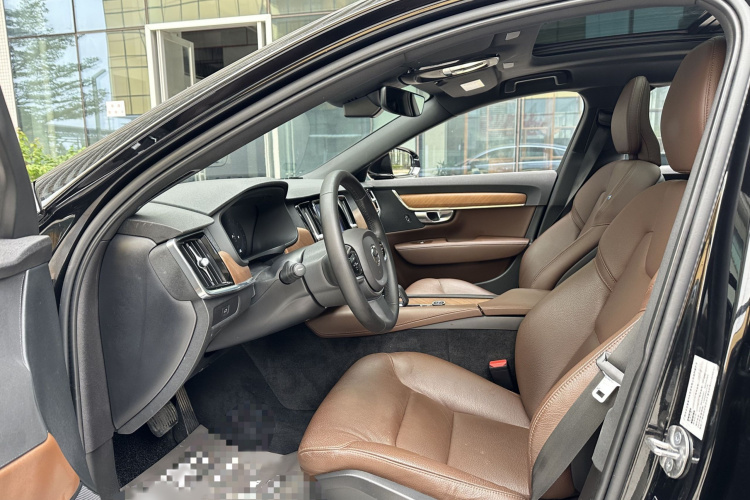 沃尔沃S90 2023款 B5 智逸豪华版局部细节9001