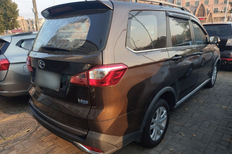 北汽昌河M70 2017款 1.5L 手动航空舱车身外观7