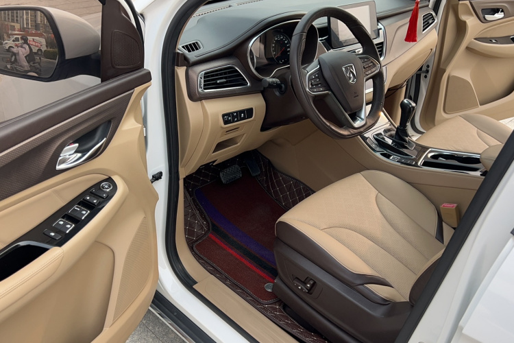 宝骏730 2017款 1.8L iAMT豪华型 7座局部细节19