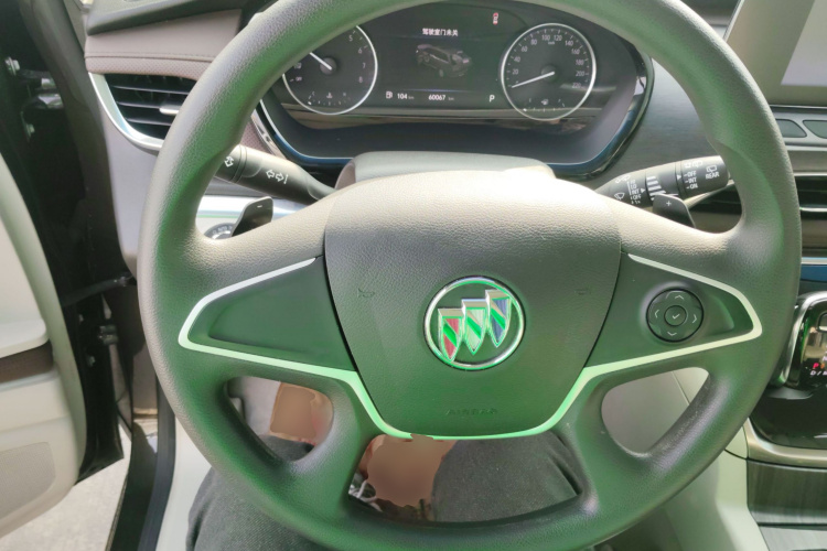 别克GL8 2021款 陆上公务舱 652T 舒适型中控内饰13