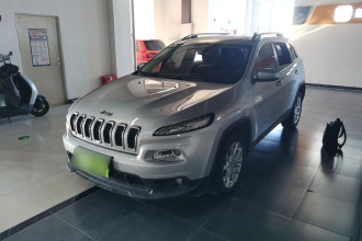 Jeep 自由光 2016款 2.4L 领先版