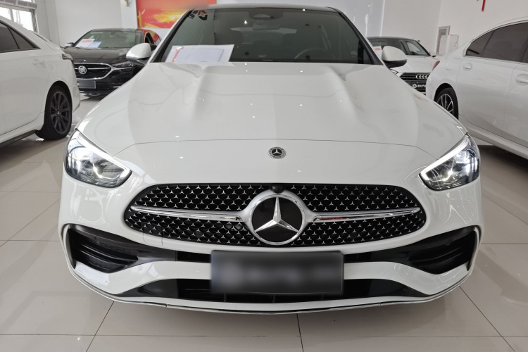 奔驰C级 2023款 改款 C 260 L 运动版车身外观2
