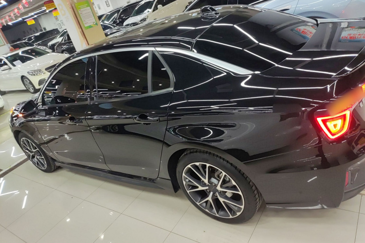 领克03 2022款 1.5TD DCT劲Pro车身外观4