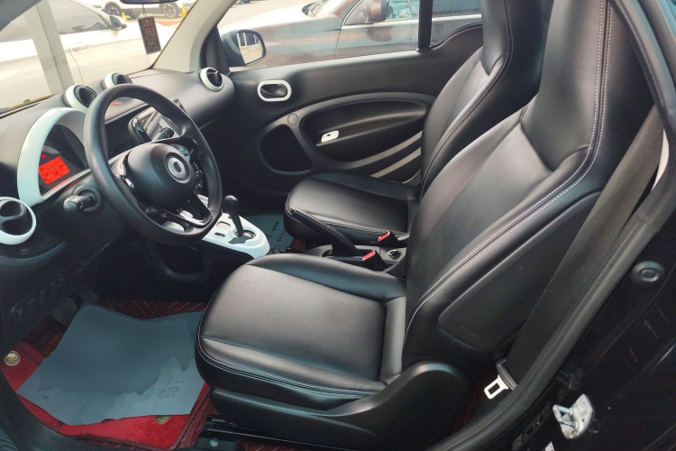 smart fortwo 2015款 1.0L 52千瓦硬顶灵动版局部细节19
