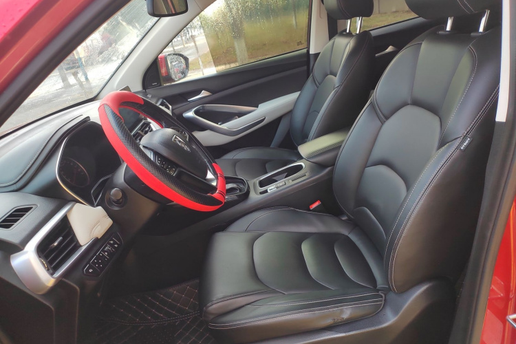 宝骏530 2018款 1.5T DCT旗舰型 国V中控内饰19