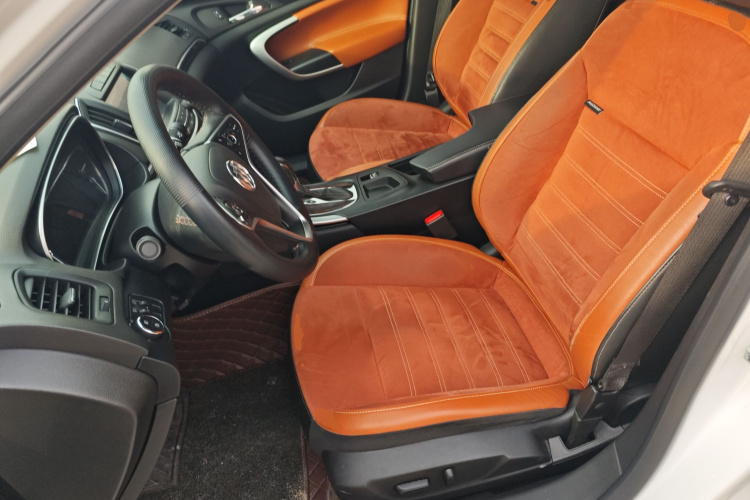 别克 君威 2015款 1.6T 精英技术型中控内饰19