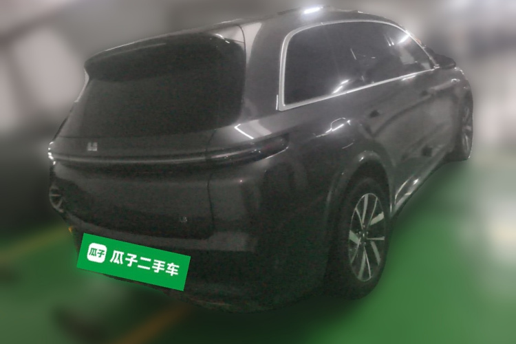 理想汽车 理想L8 2023款 Air车身外观7