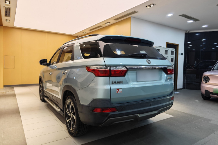 东风风光 风光S560 2018款 1.8L CVT尊贵型车身外观6006