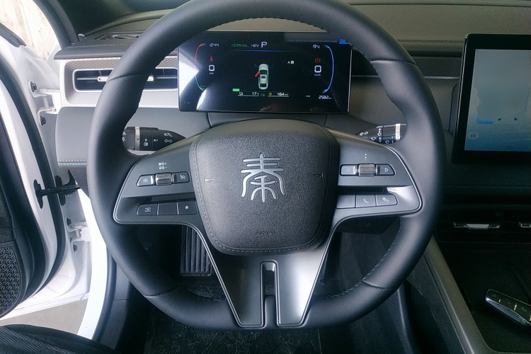 比亚迪 秦PLUS 2025款 DM-i 智驾版 55KM领先型中控内饰13