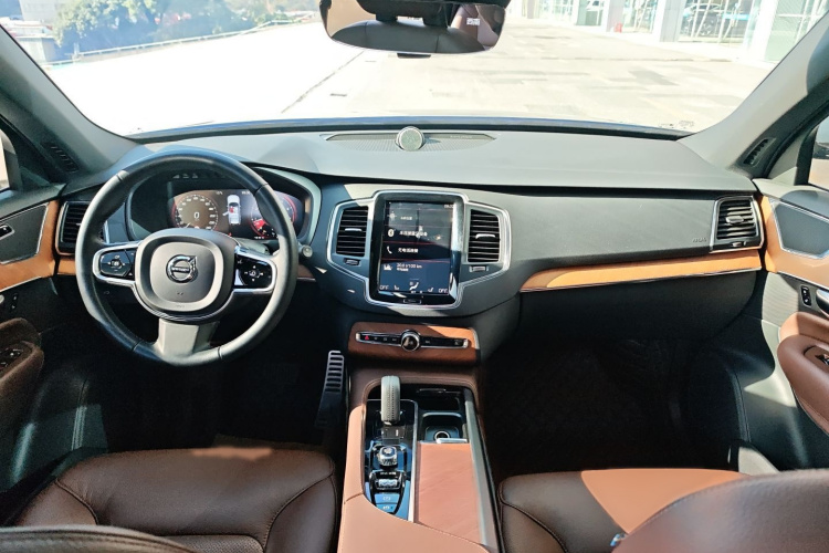 沃尔沃XC90 2021款 B5 智行豪华版 5座中控内饰7002